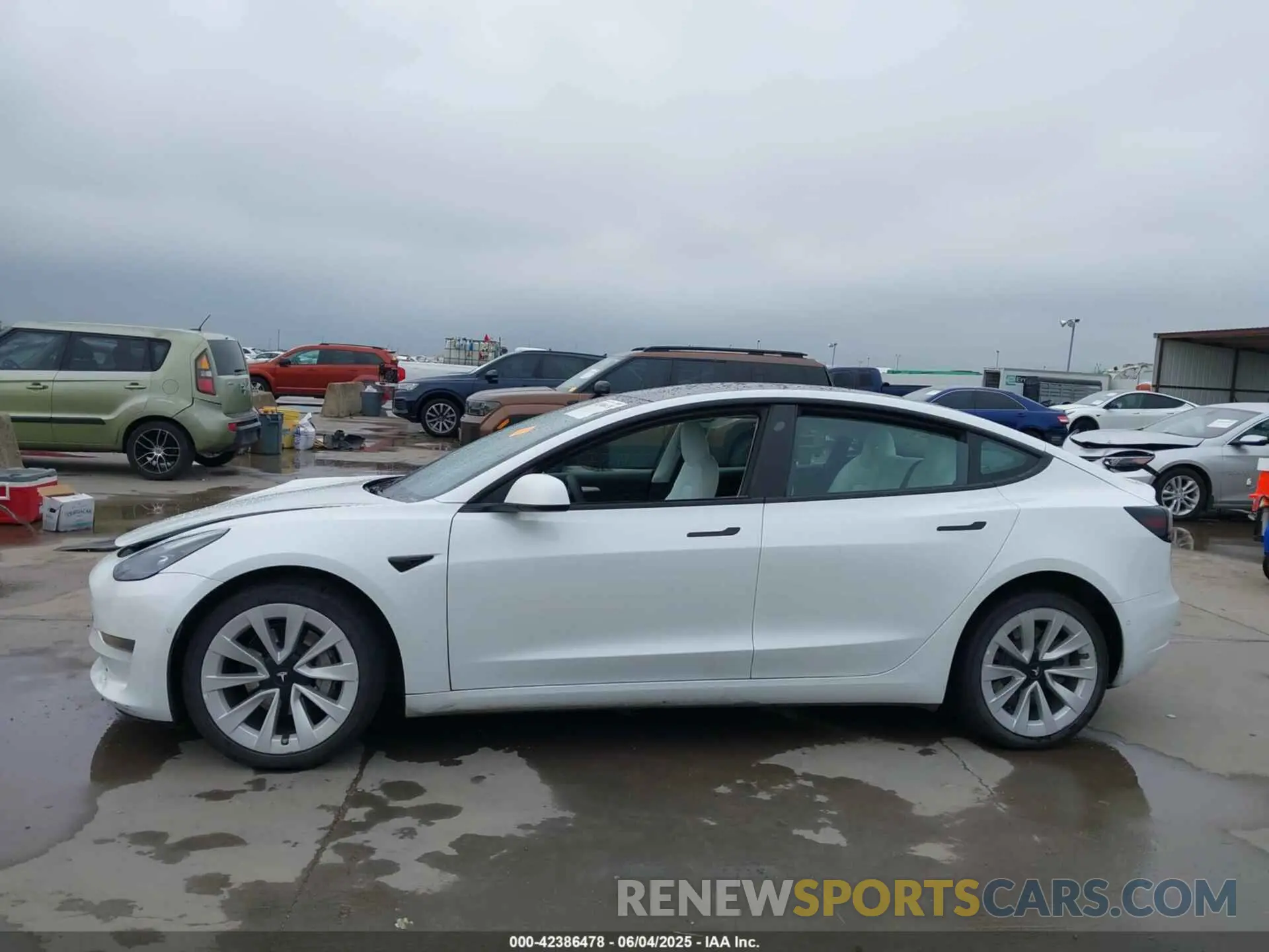 14 Фотография поврежденного автомобиля 5YJ3E1EB7NF355688 TESLA MODEL 3 2022