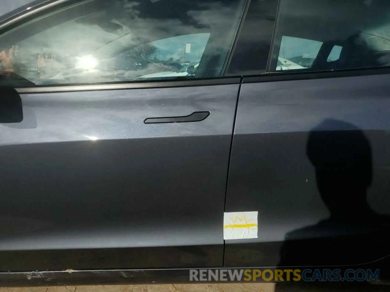 12 Photograph of a damaged car 5YJ3E1EB8NF104288 TESLA MODEL 3 2022