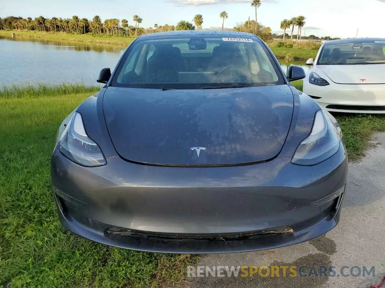 5 Photograph of a damaged car 5YJ3E1EB8NF104288 TESLA MODEL 3 2022