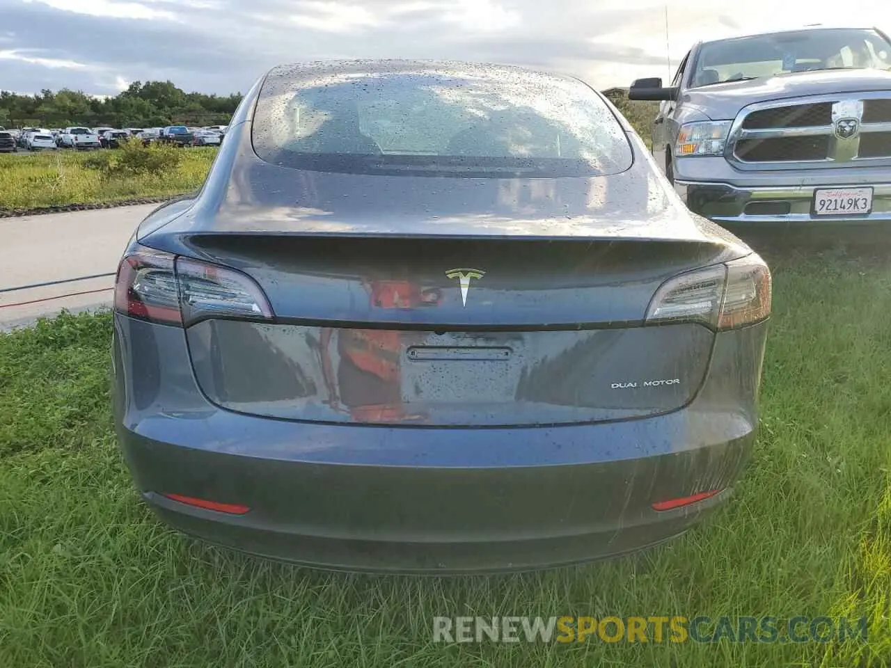 6 Photograph of a damaged car 5YJ3E1EB8NF104288 TESLA MODEL 3 2022