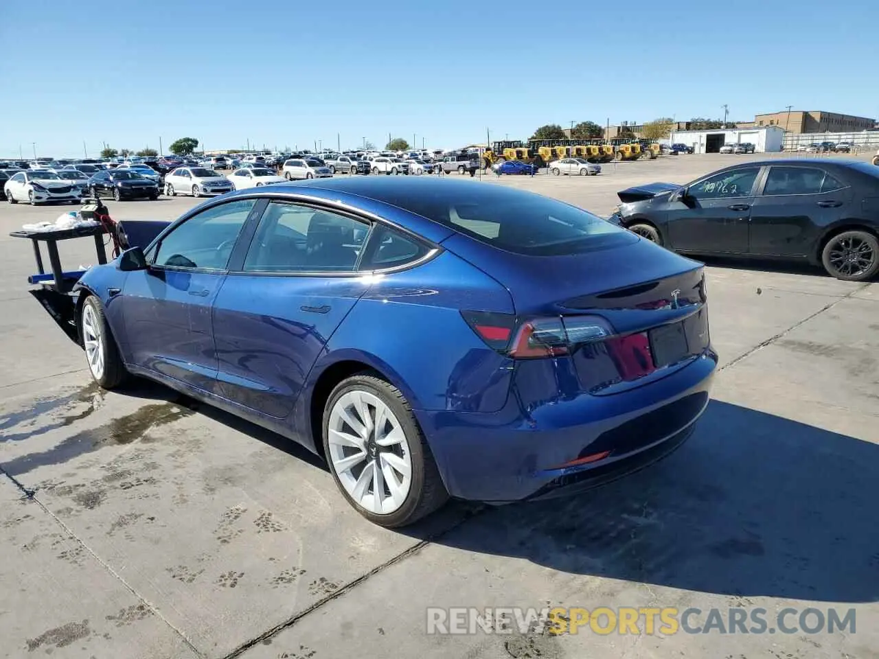 3 Photograph of a damaged car 5YJ3E1EB8NF106364 TESLA MODEL 3 2022