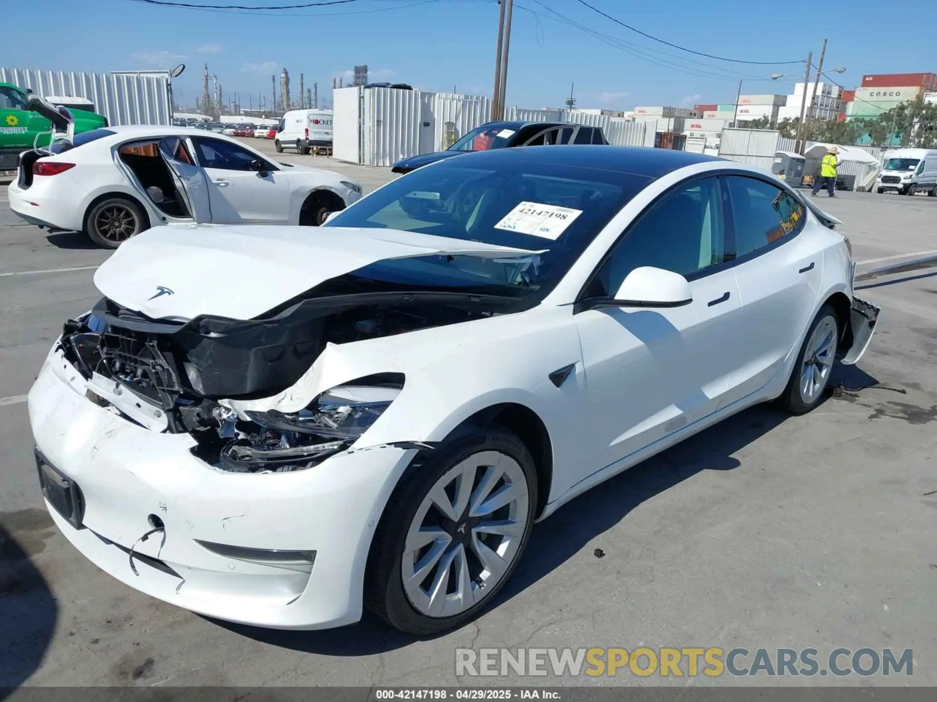 2 Фотография поврежденного автомобиля 5YJ3E1EB8NF127361 TESLA MODEL 3 2022
