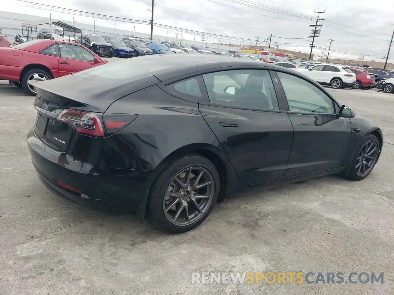 3 Photograph of a damaged car 5YJ3E1EB8NF147304 TESLA MODEL 3 2022