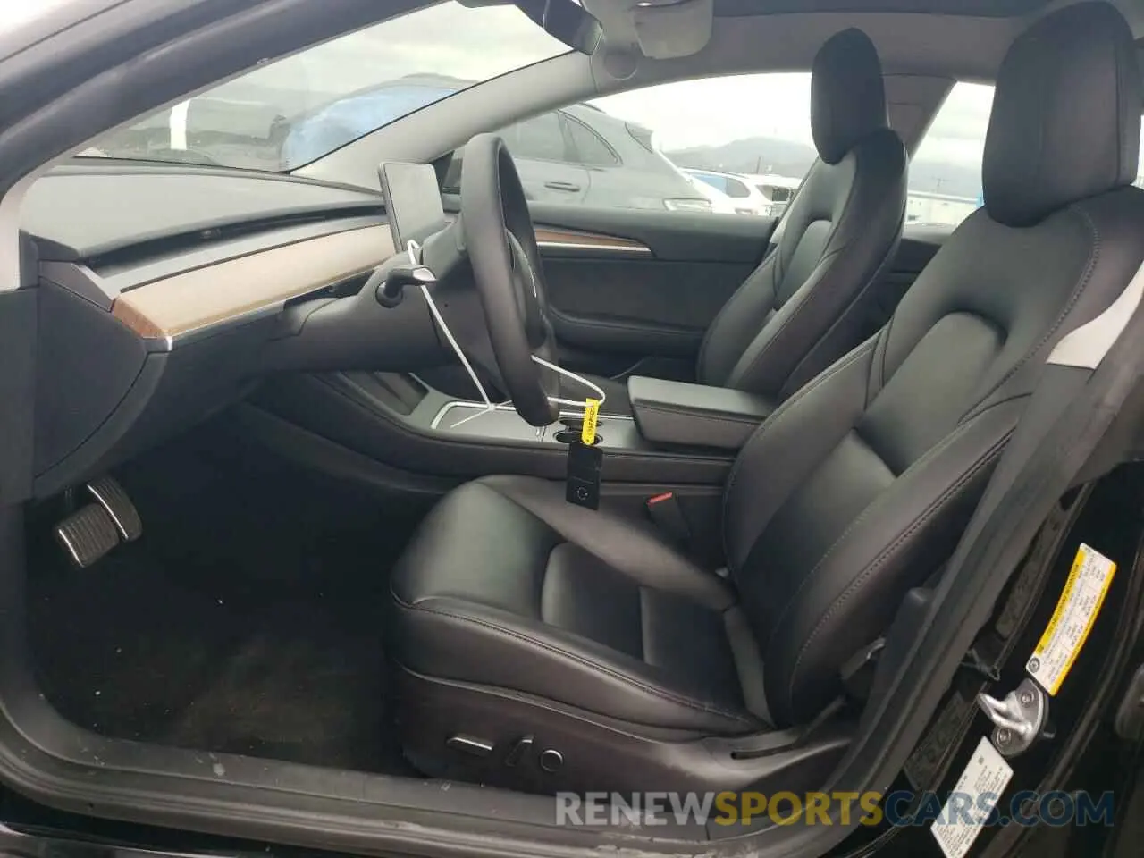 7 Photograph of a damaged car 5YJ3E1EB8NF147304 TESLA MODEL 3 2022
