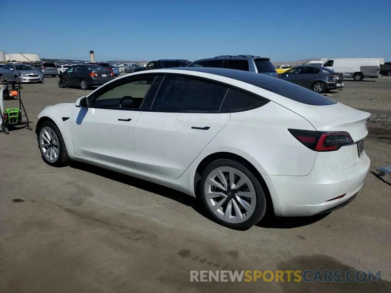 2 Photograph of a damaged car 5YJ3E1EB8NF156195 TESLA MODEL 3 2022