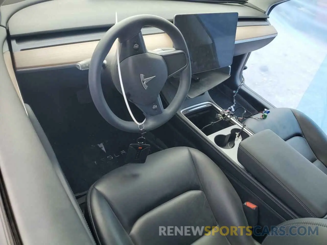 8 Photograph of a damaged car 5YJ3E1EB8NF172896 TESLA MODEL 3 2022