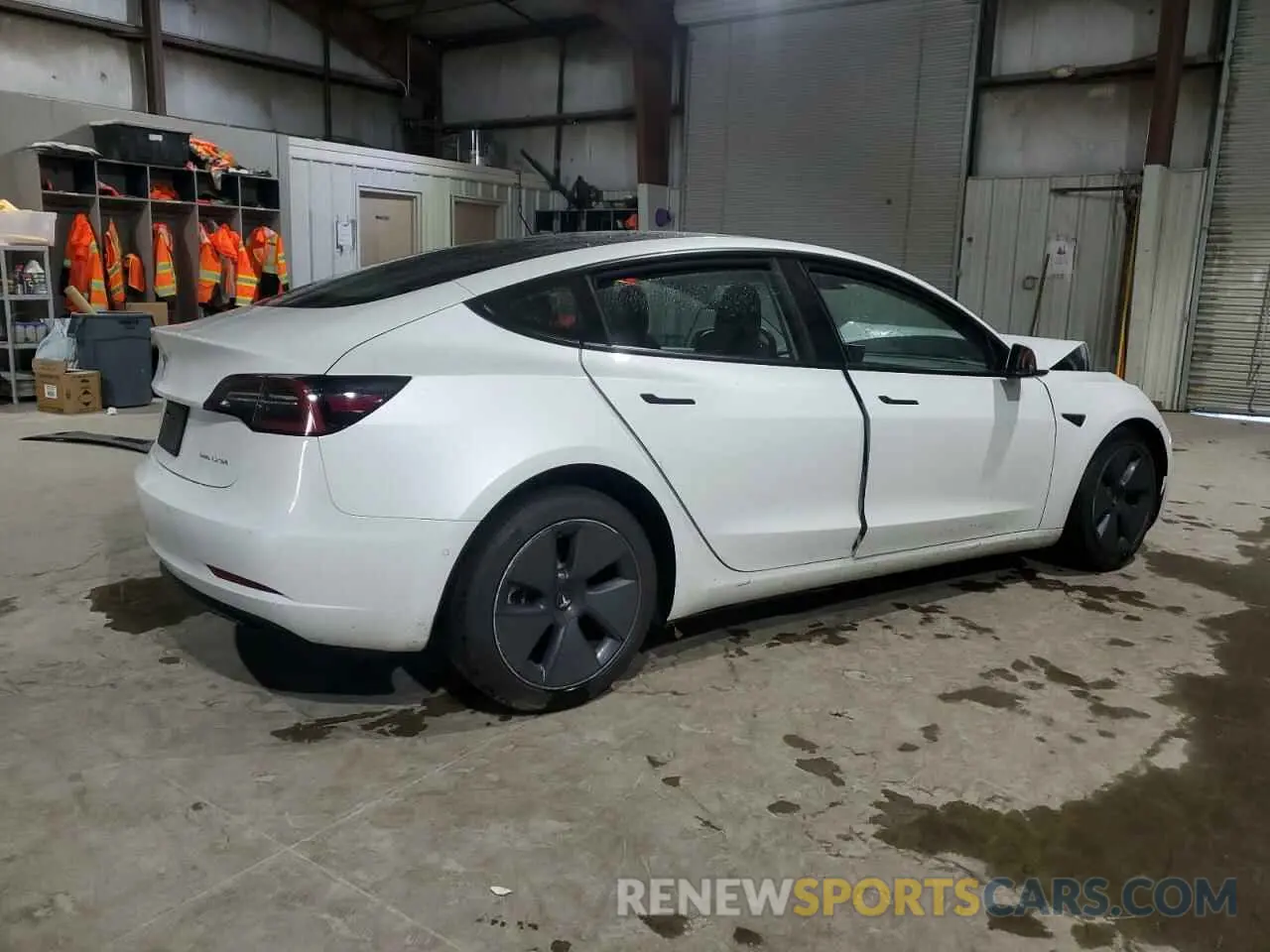 3 Фотография поврежденного автомобиля 5YJ3E1EB8NF192713 TESLA MODEL 3 2022