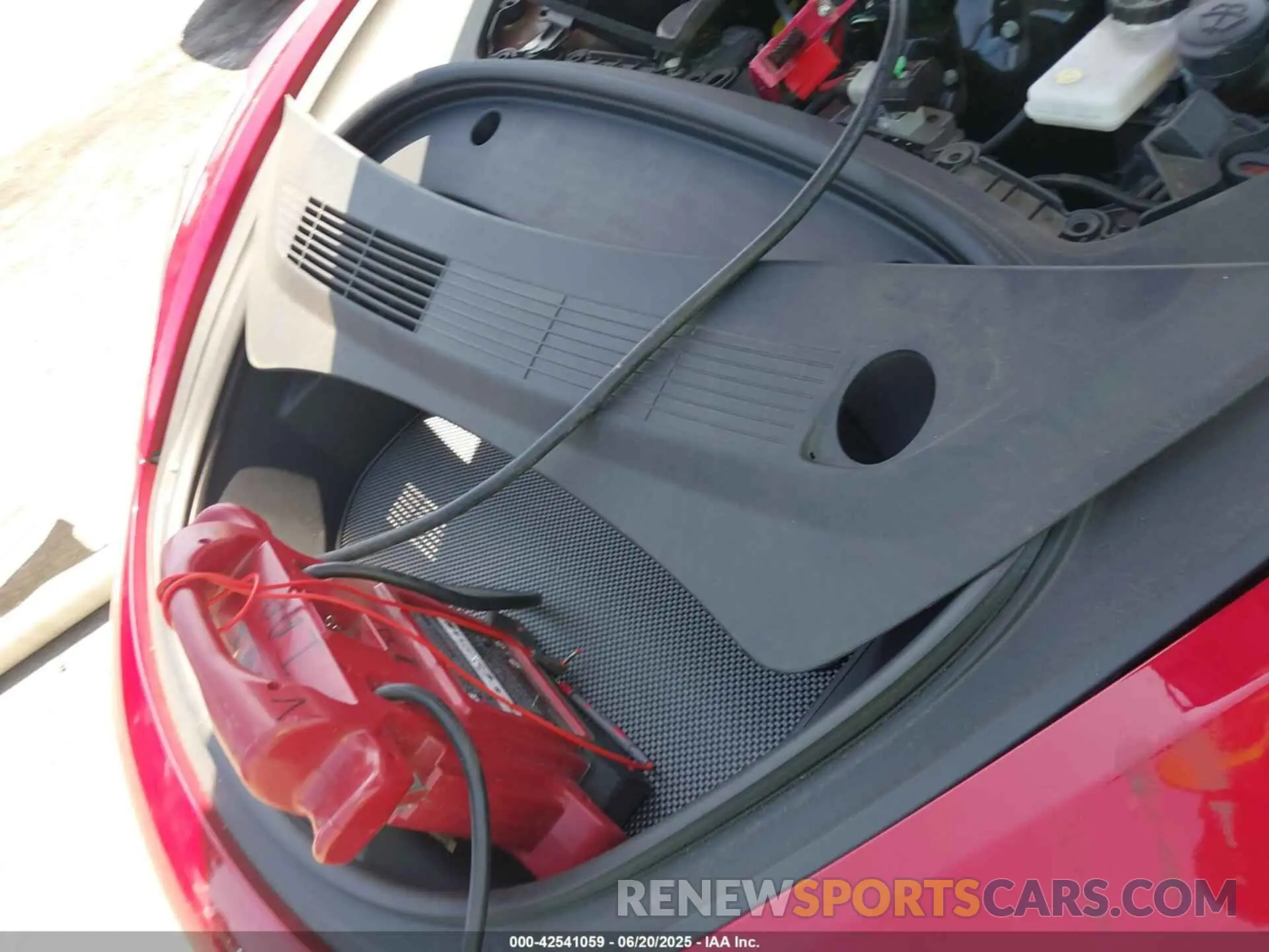 10 Photograph of a damaged car 5YJ3E1EB8NF199712 TESLA MODEL 3 2022