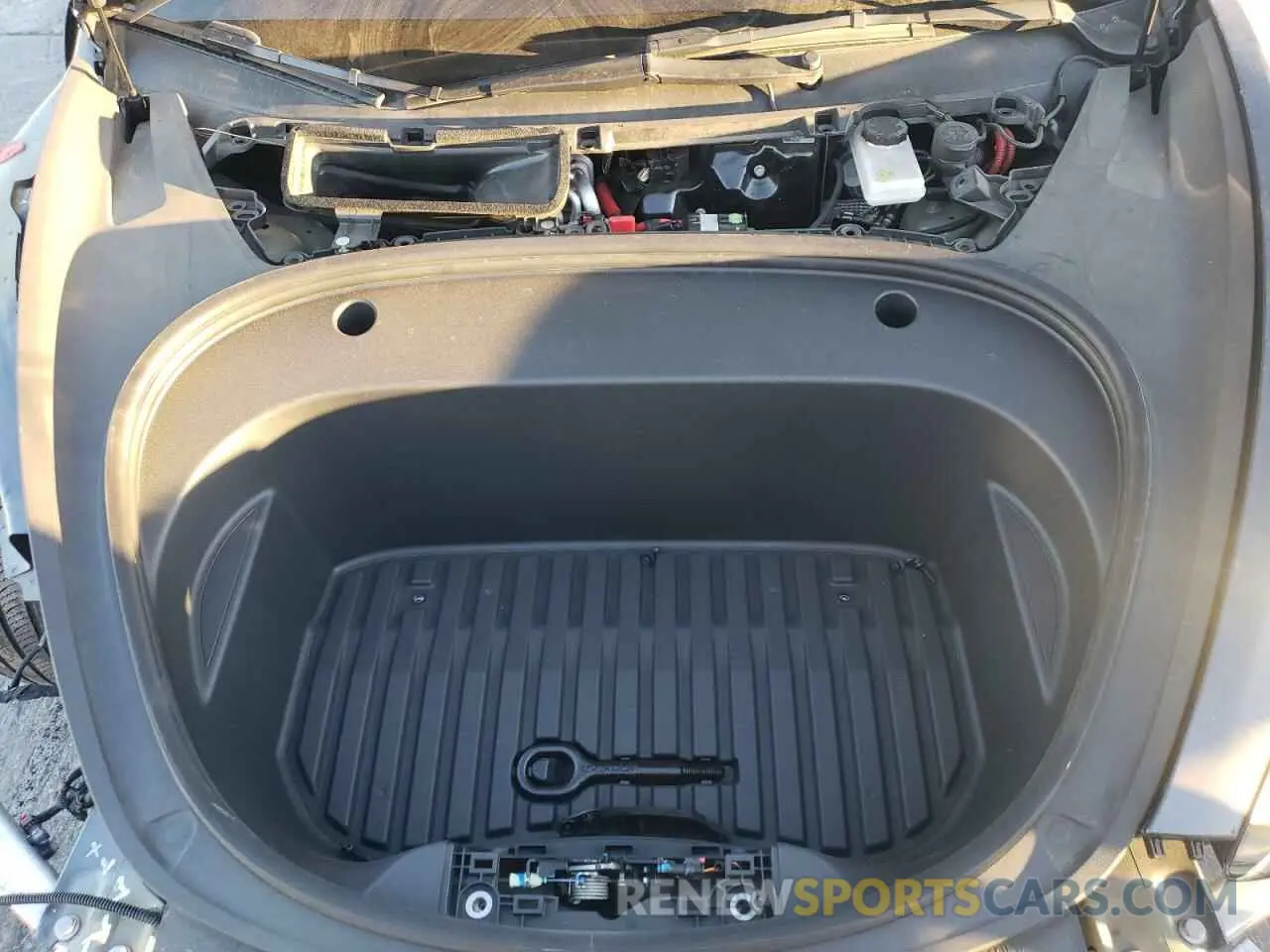 11 Photograph of a damaged car 5YJ3E1EB8NF202091 TESLA MODEL 3 2022