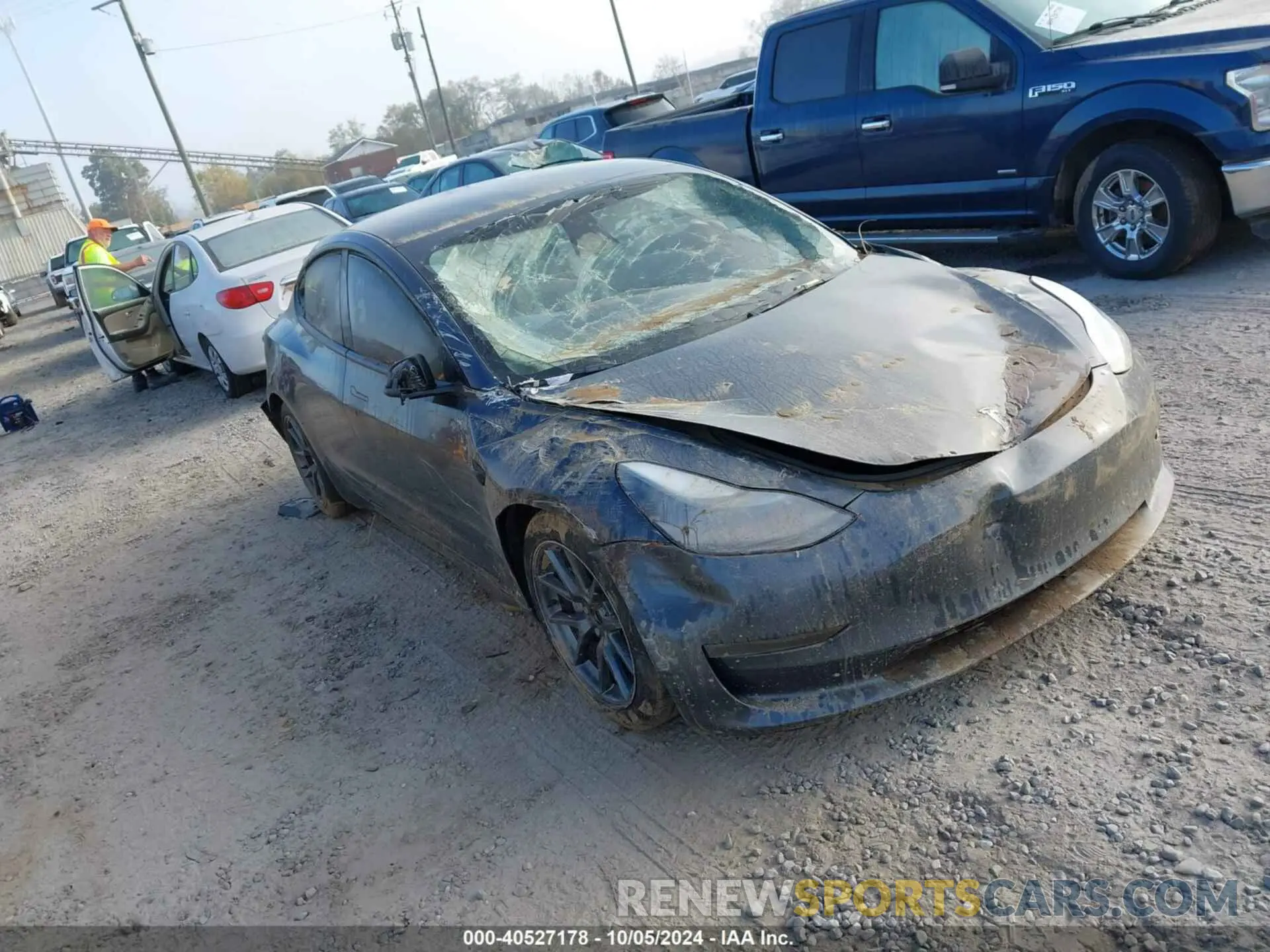 1 Photograph of a damaged car 5YJ3E1EB8NF203743 TESLA MODEL 3 2022