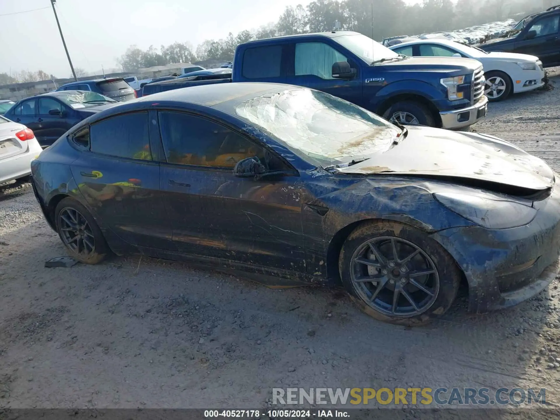 12 Photograph of a damaged car 5YJ3E1EB8NF203743 TESLA MODEL 3 2022
