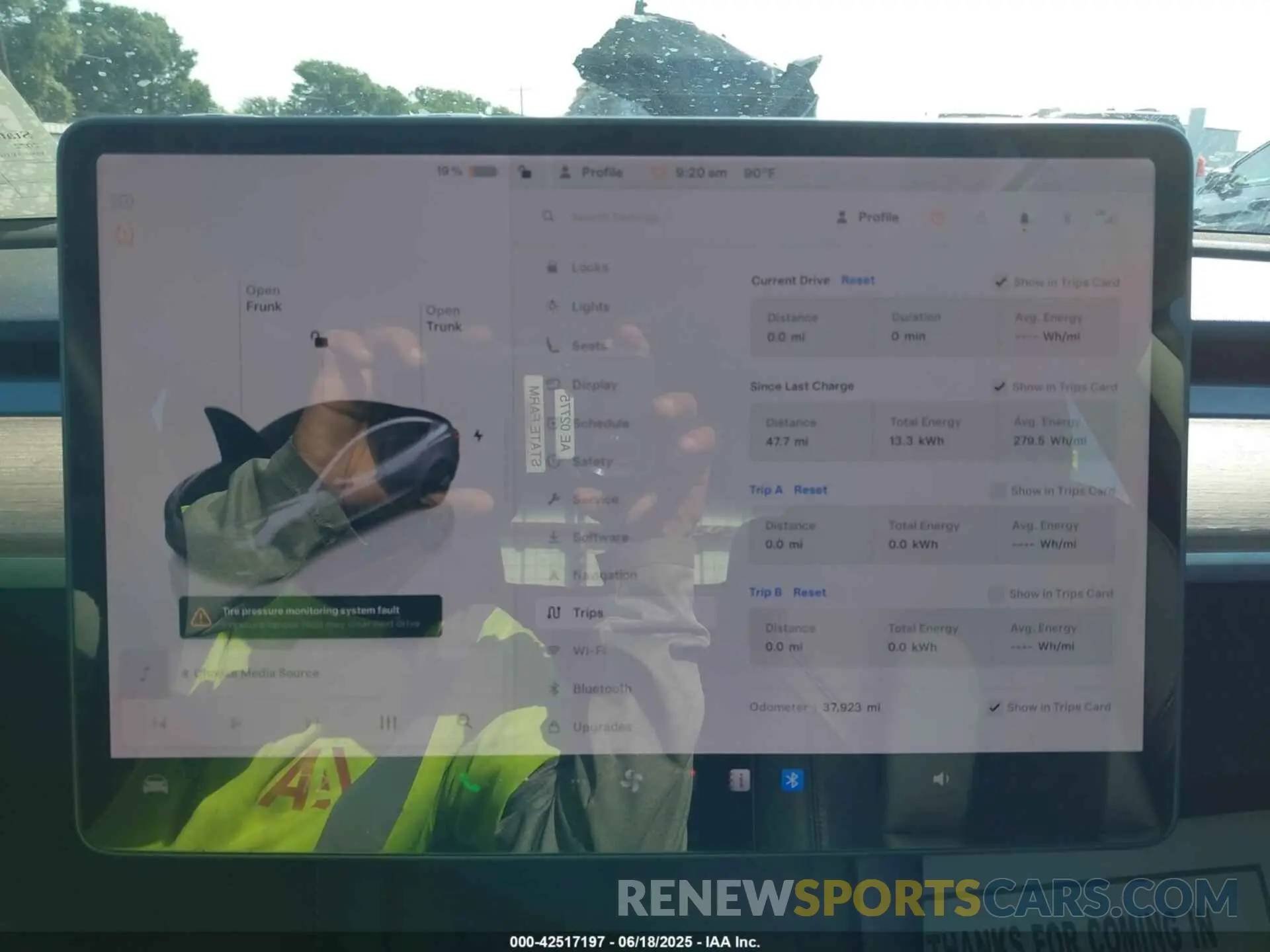 7 Photograph of a damaged car 5YJ3E1EB8NF206951 TESLA MODEL 3 2022
