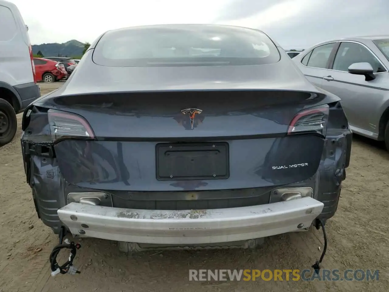 6 Photograph of a damaged car 5YJ3E1EB8NF207145 TESLA MODEL 3 2022