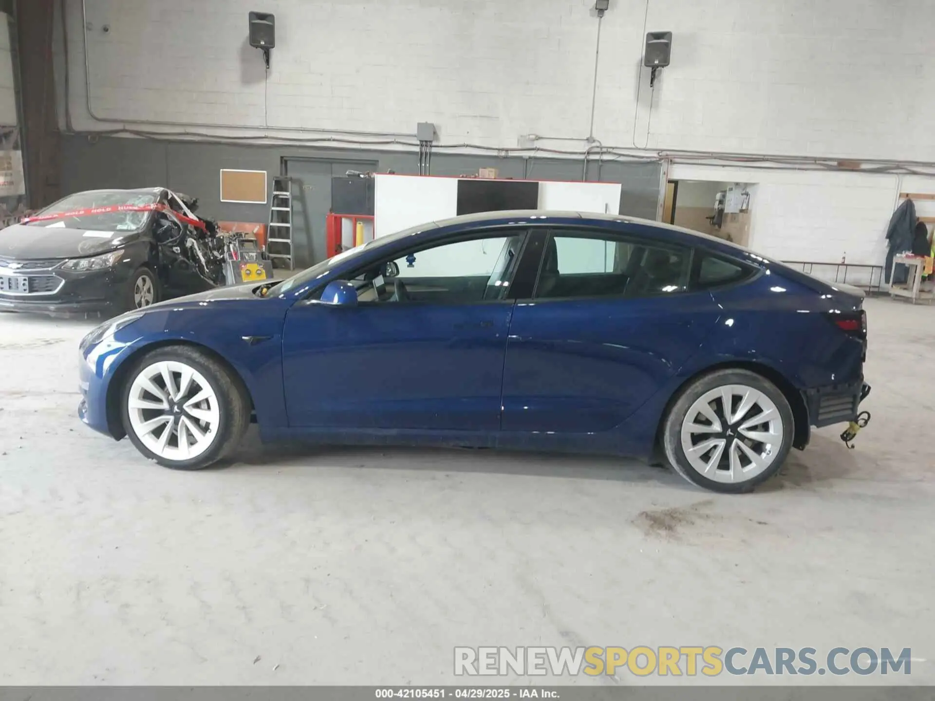 14 Фотография поврежденного автомобиля 5YJ3E1EB8NF255163 TESLA MODEL 3 2022