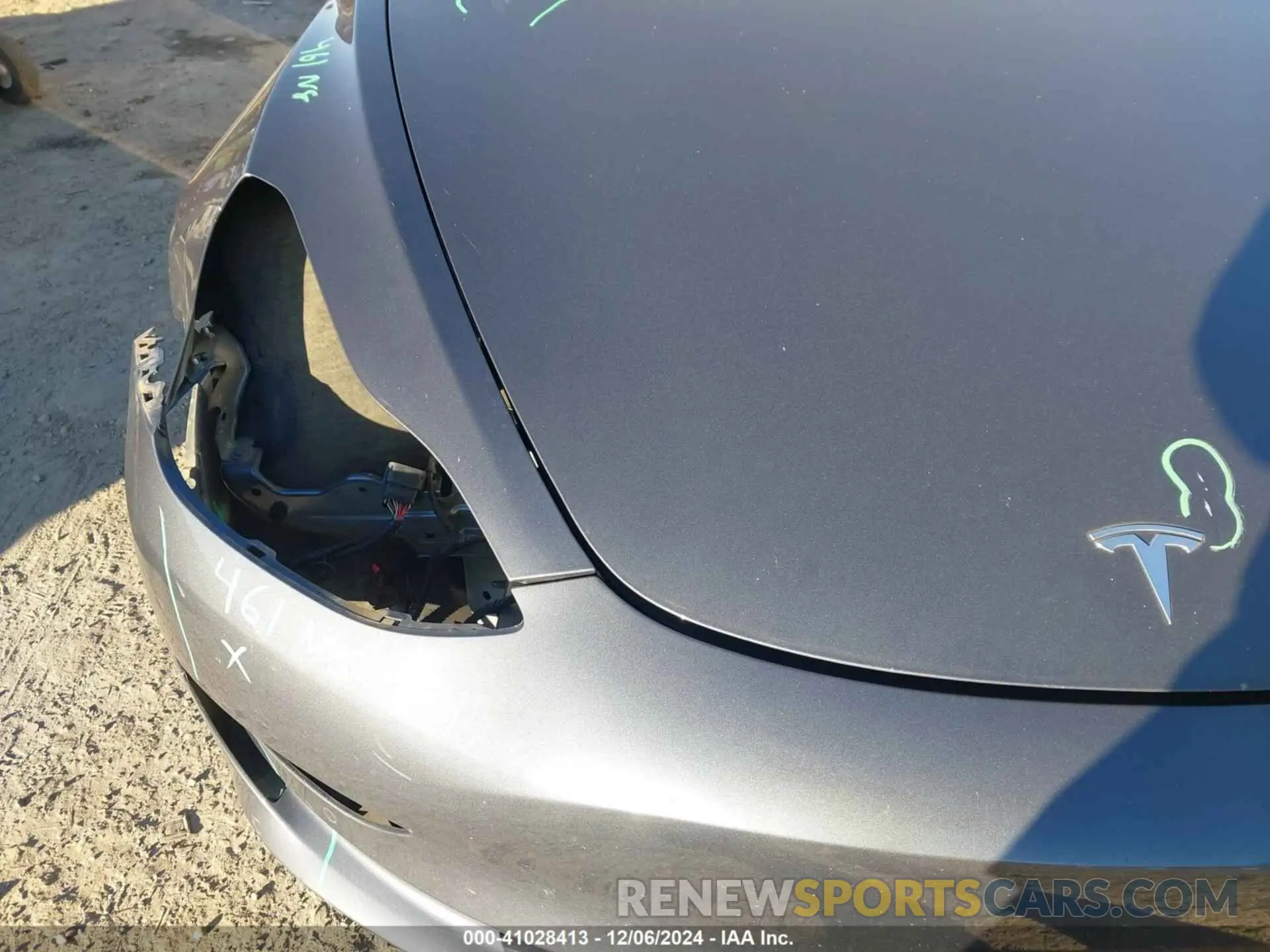 20 Photograph of a damaged car 5YJ3E1EB8NF255597 TESLA MODEL 3 2022