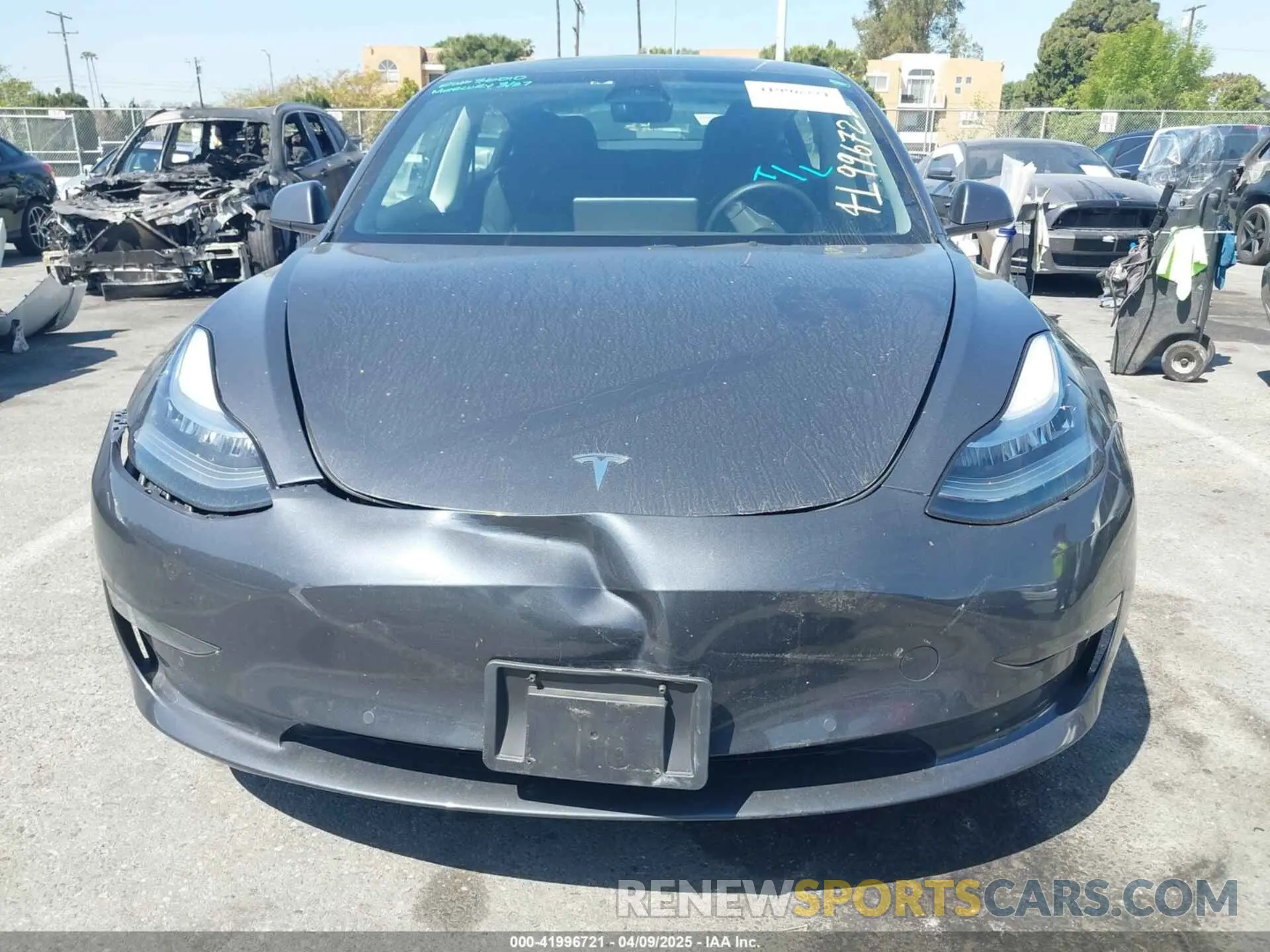 12 Фотография поврежденного автомобиля 5YJ3E1EB8NF262310 TESLA MODEL 3 2022