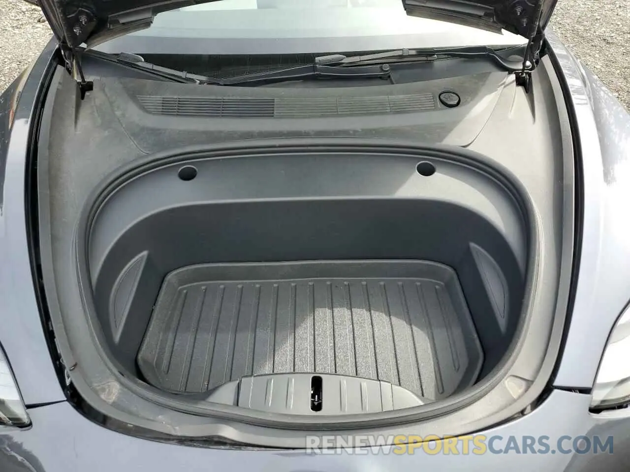 12 Photograph of a damaged car 5YJ3E1EB8NF272738 TESLA MODEL 3 2022