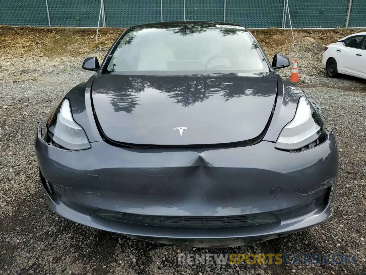 5 Photograph of a damaged car 5YJ3E1EB8NF272738 TESLA MODEL 3 2022