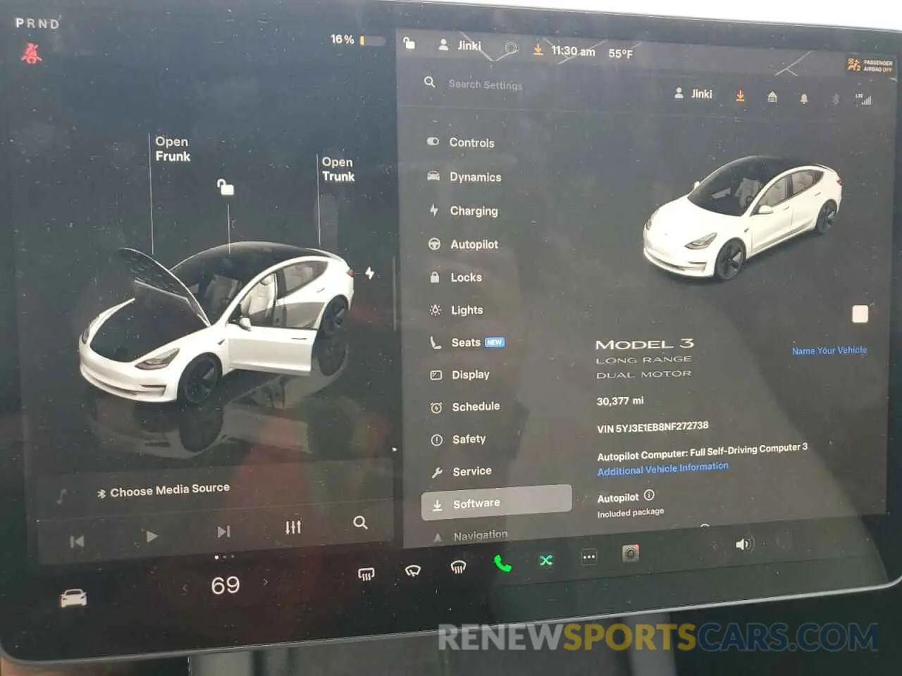 9 Photograph of a damaged car 5YJ3E1EB8NF272738 TESLA MODEL 3 2022