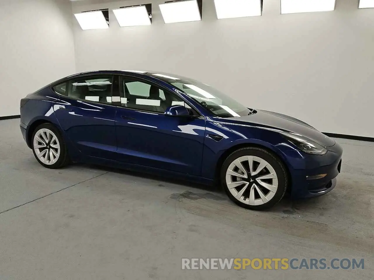 4 Фотография поврежденного автомобиля 5YJ3E1EB8NF286297 TESLA MODEL 3 2022