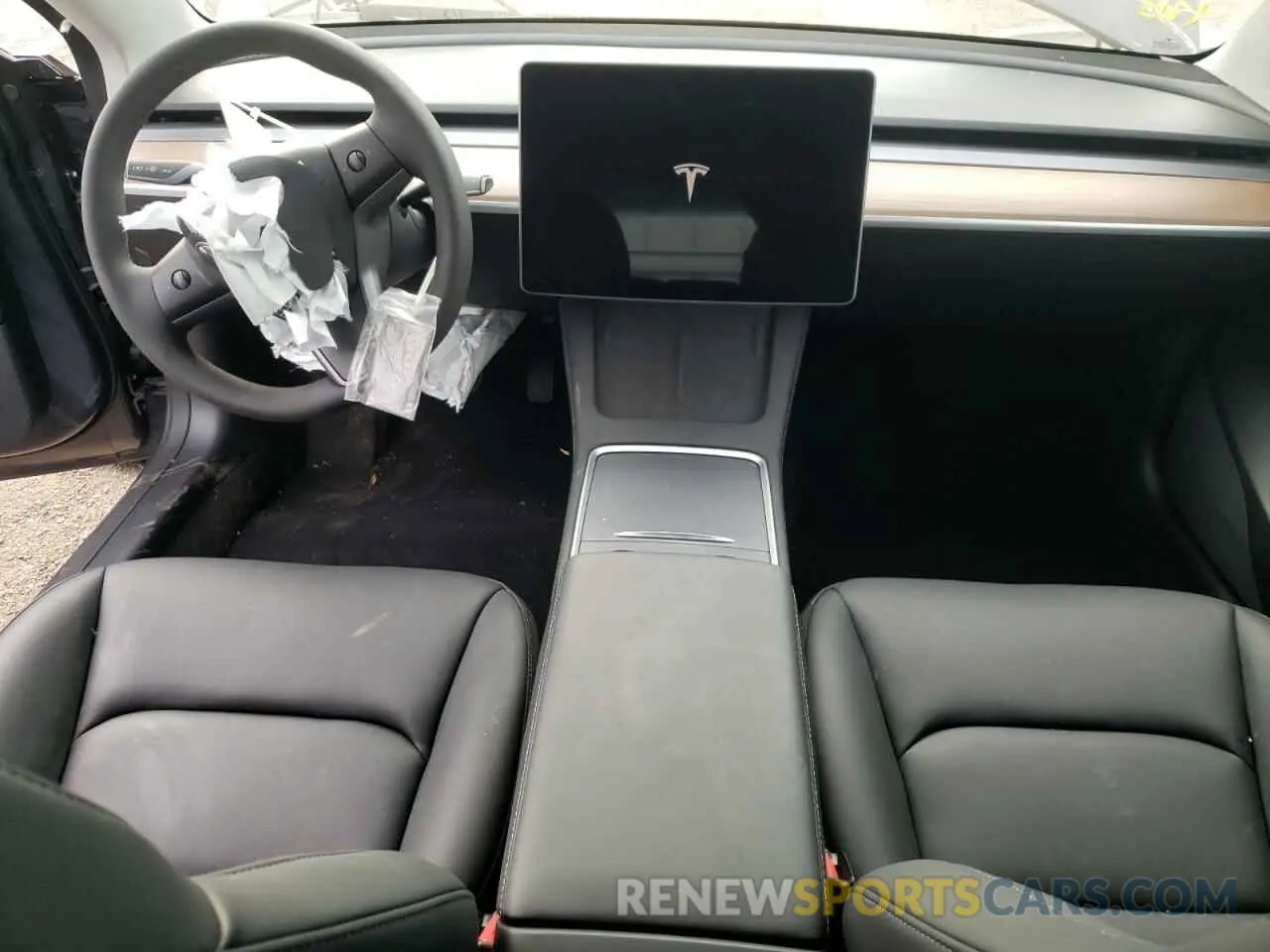 5 Photograph of a damaged car 5YJ3E1EB8NF323767 TESLA MODEL 3 2022