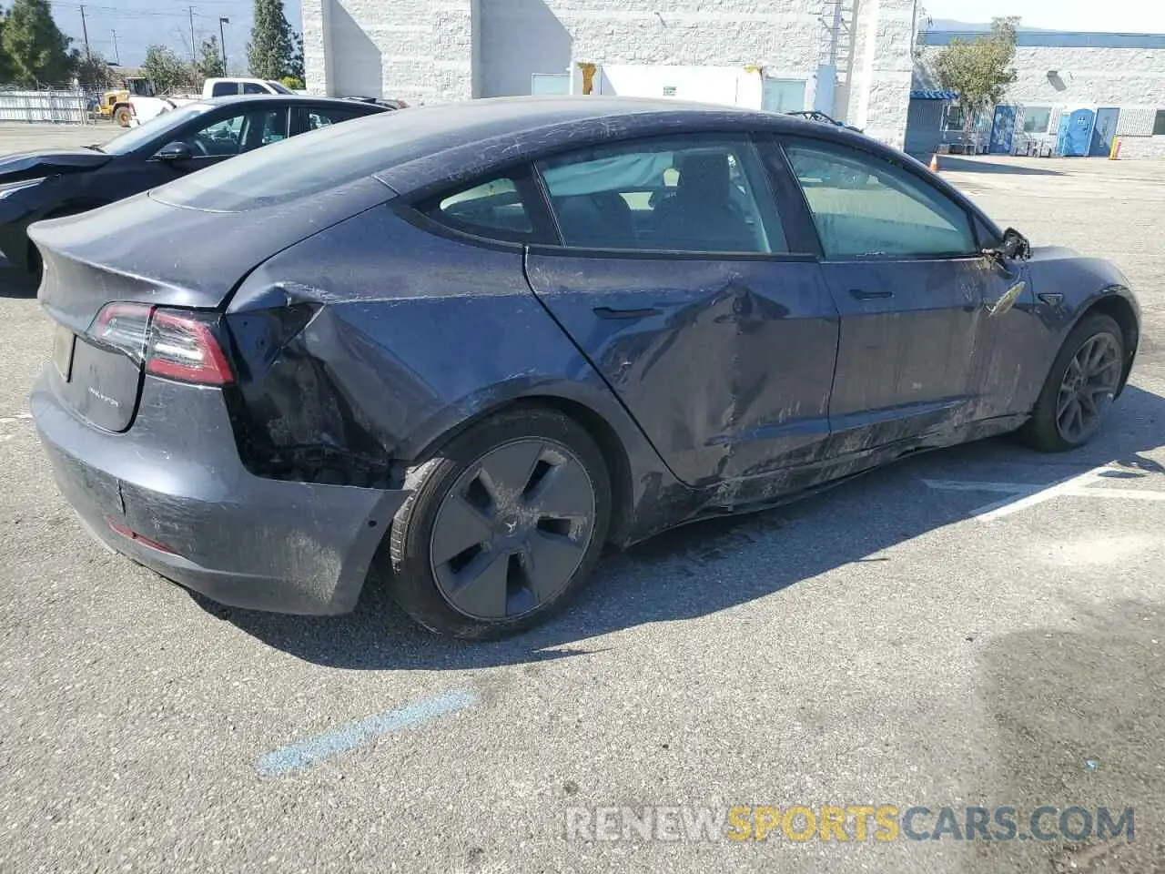 3 Photograph of a damaged car 5YJ3E1EB8NF341248 TESLA MODEL 3 2022