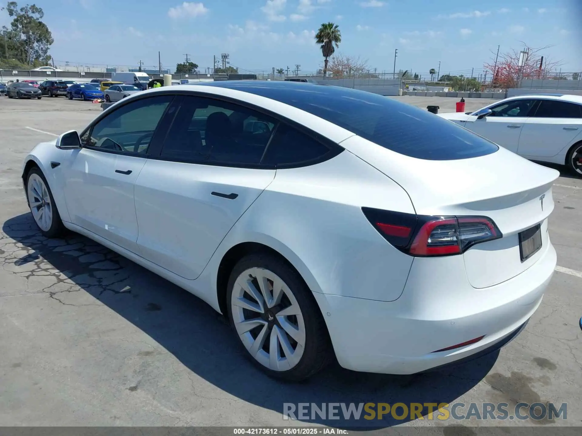 3 Фотография поврежденного автомобиля 5YJ3E1EB9NF113601 TESLA MODEL 3 2022