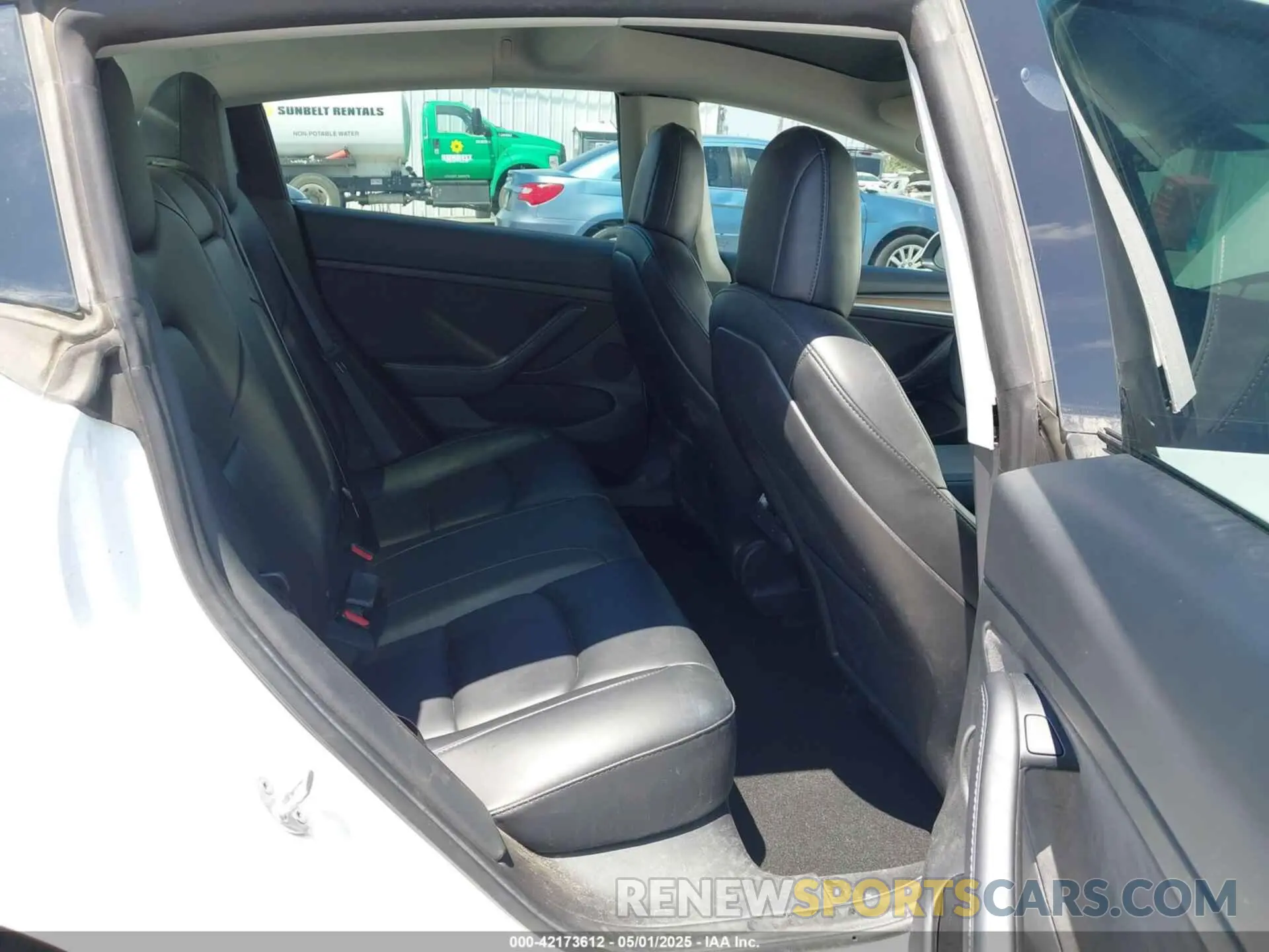 8 Фотография поврежденного автомобиля 5YJ3E1EB9NF113601 TESLA MODEL 3 2022