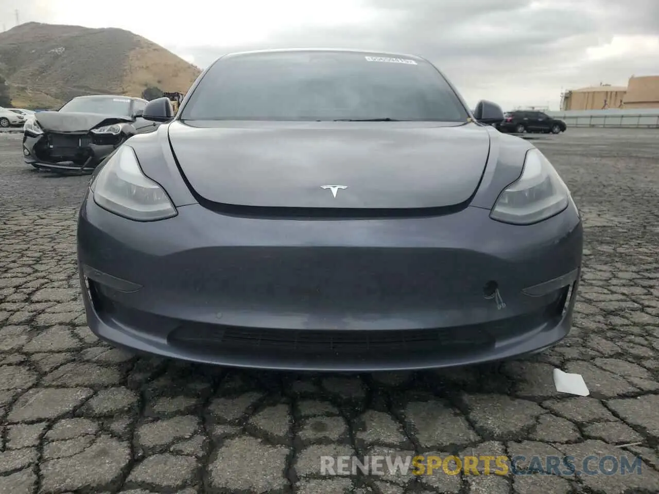 5 Photograph of a damaged car 5YJ3E1EB9NF117339 TESLA MODEL 3 2022
