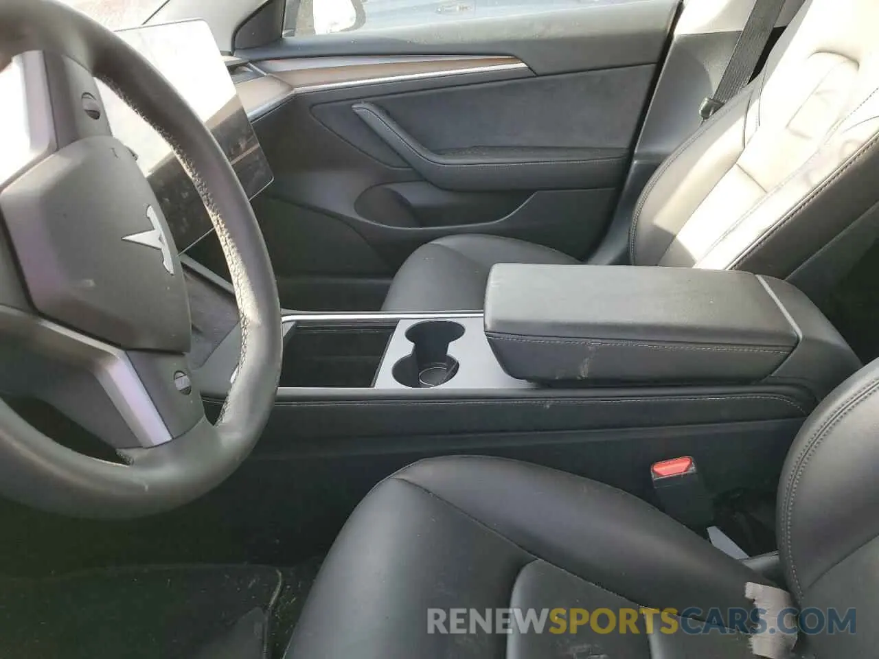 7 Photograph of a damaged car 5YJ3E1EB9NF132102 TESLA MODEL 3 2022