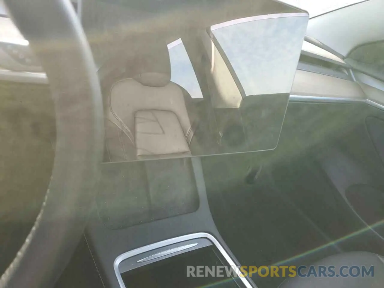 9 Photograph of a damaged car 5YJ3E1EB9NF132102 TESLA MODEL 3 2022