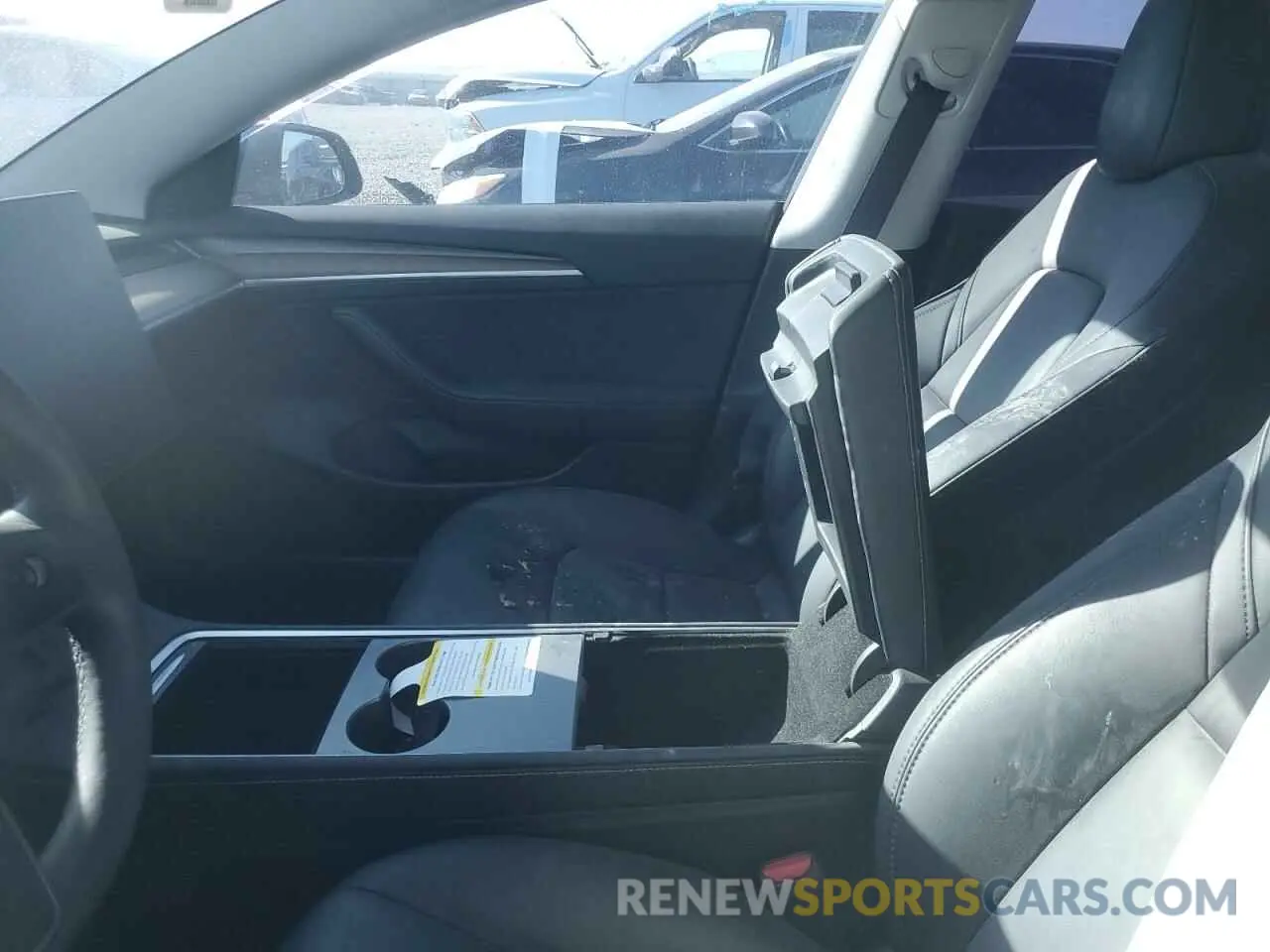 7 Photograph of a damaged car 5YJ3E1EB9NF158876 TESLA MODEL 3 2022