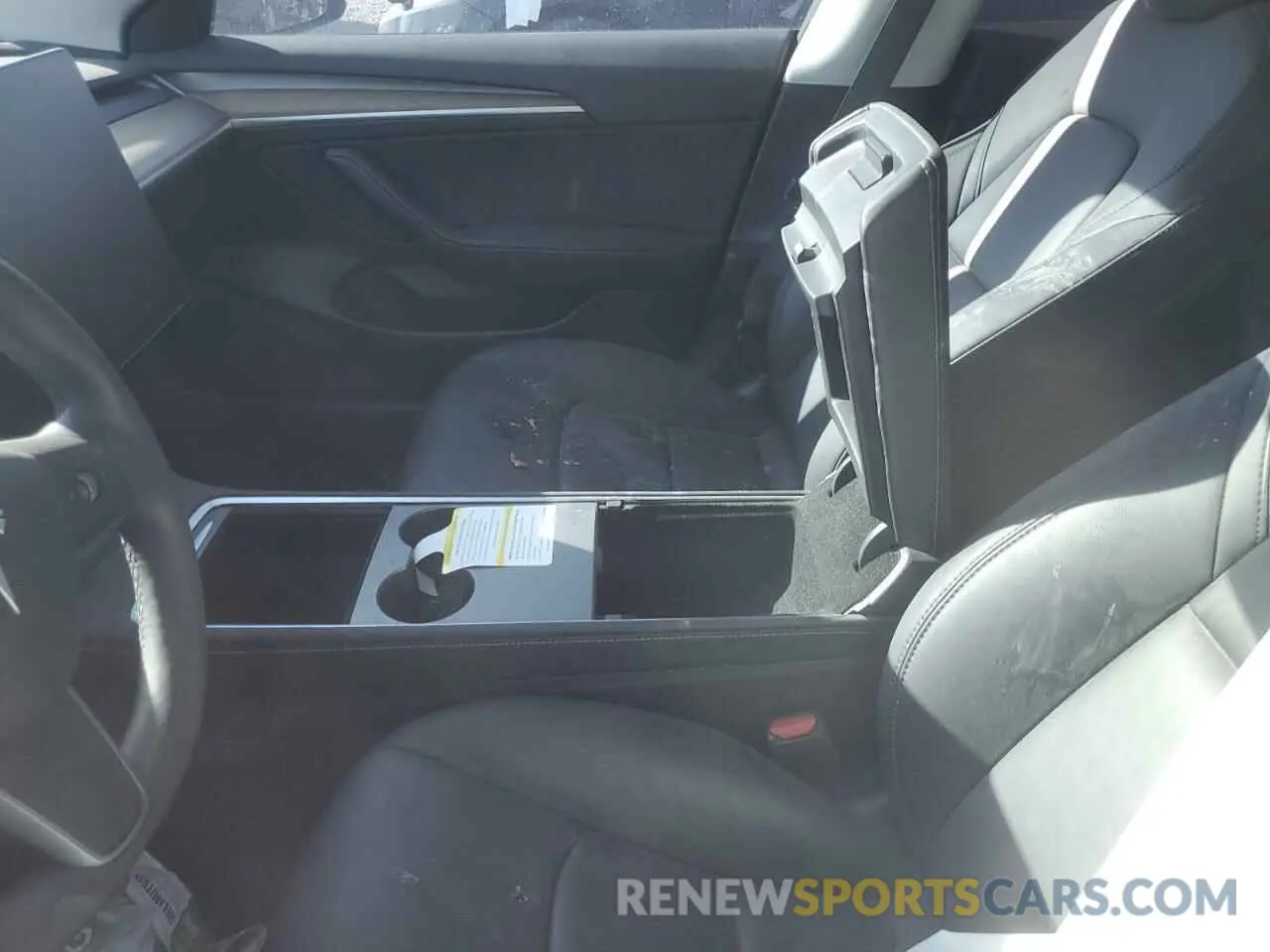 8 Photograph of a damaged car 5YJ3E1EB9NF158876 TESLA MODEL 3 2022