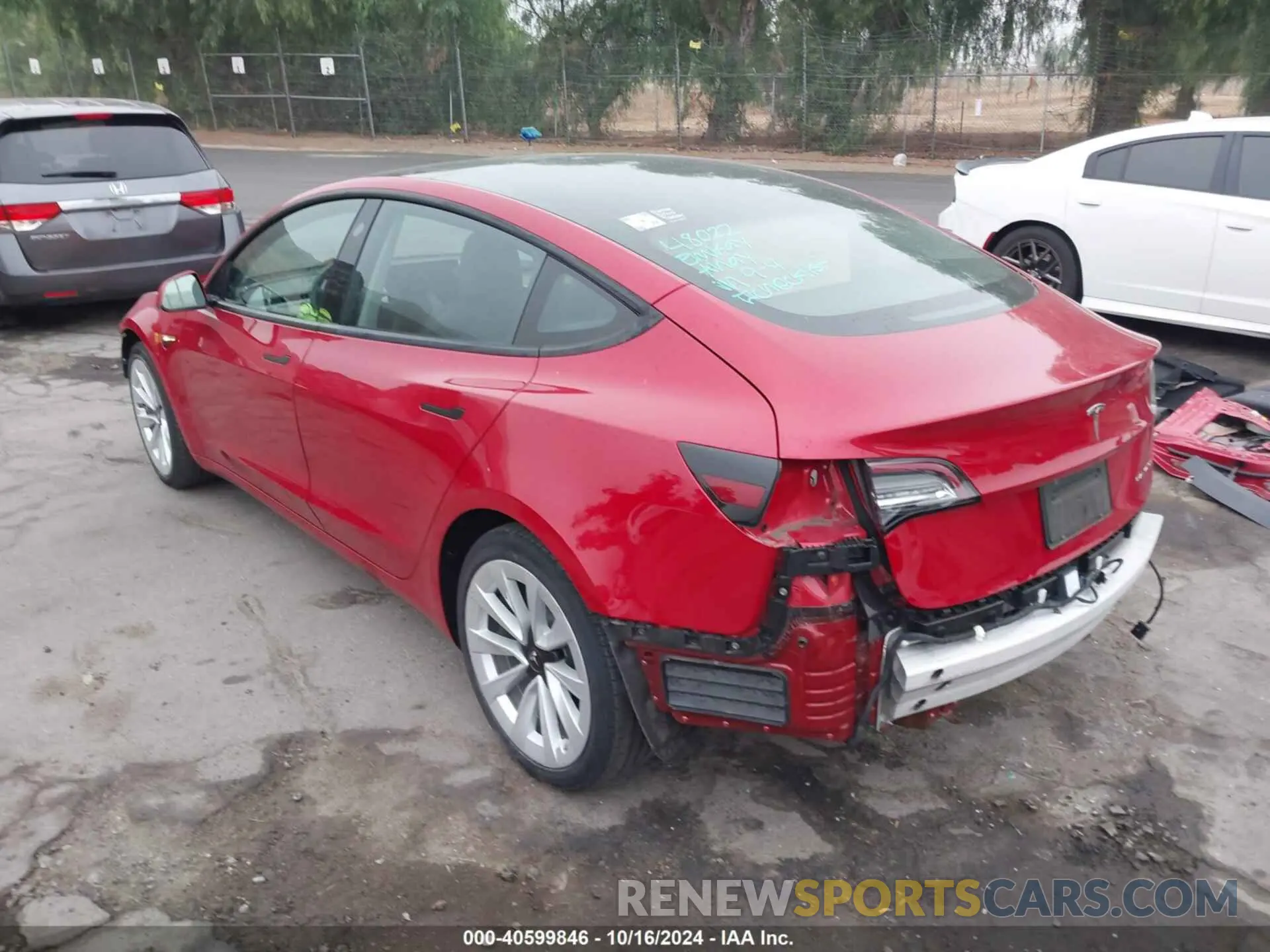 3 Photograph of a damaged car 5YJ3E1EB9NF192560 TESLA MODEL 3 2022