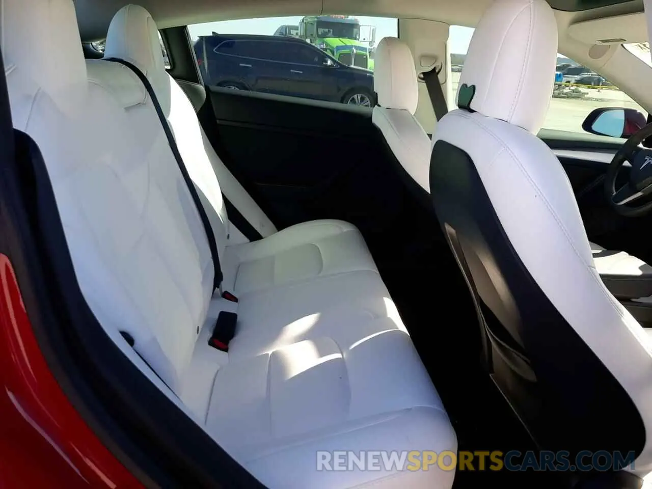 10 Photograph of a damaged car 5YJ3E1EB9NF196401 TESLA MODEL 3 2022