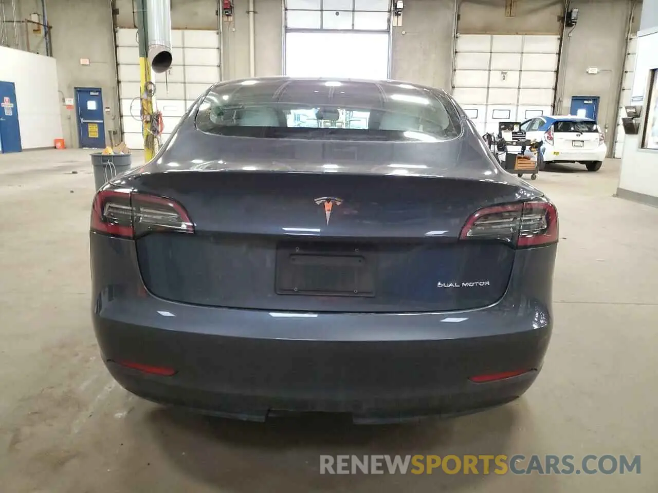 6 Фотография поврежденного автомобиля 5YJ3E1EB9NF199184 TESLA MODEL 3 2022