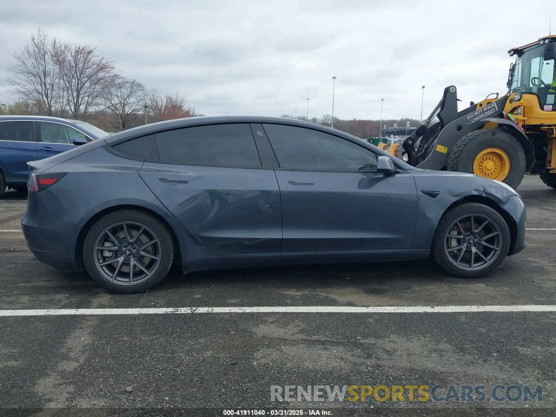 13 Фотография поврежденного автомобиля 5YJ3E1EB9NF206943 TESLA MODEL 3 2022