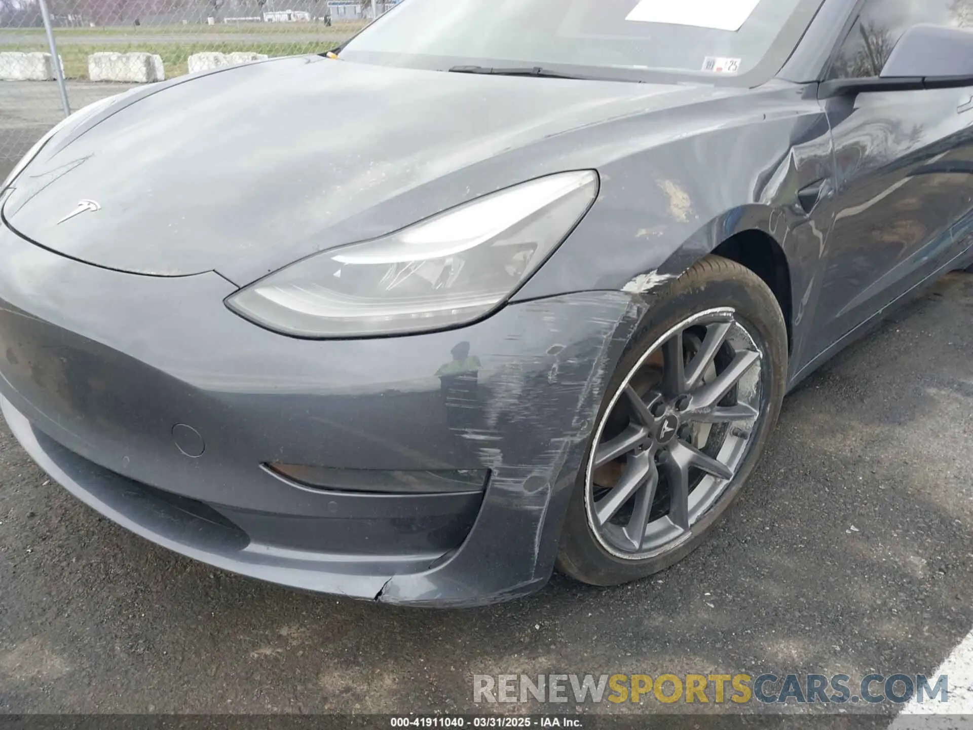 19 Фотография поврежденного автомобиля 5YJ3E1EB9NF206943 TESLA MODEL 3 2022