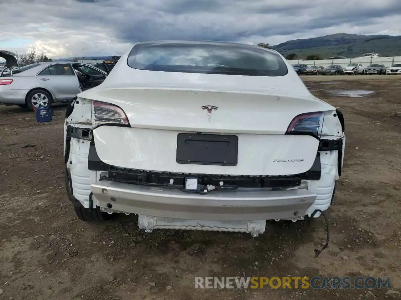 6 Фотография поврежденного автомобиля 5YJ3E1EB9NF207364 TESLA MODEL 3 2022