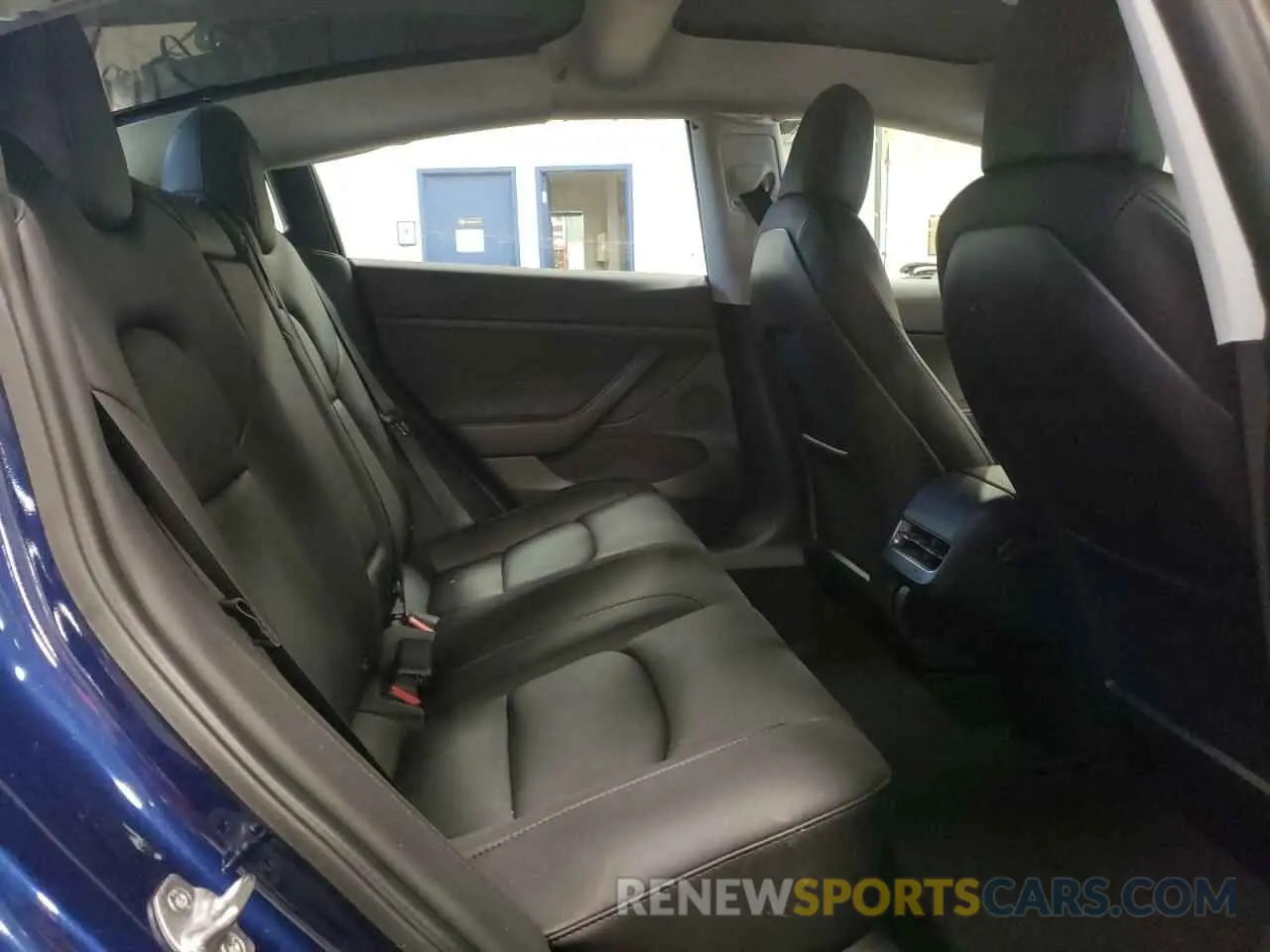 6 Photograph of a damaged car 5YJ3E1EB9NF227100 TESLA MODEL 3 2022