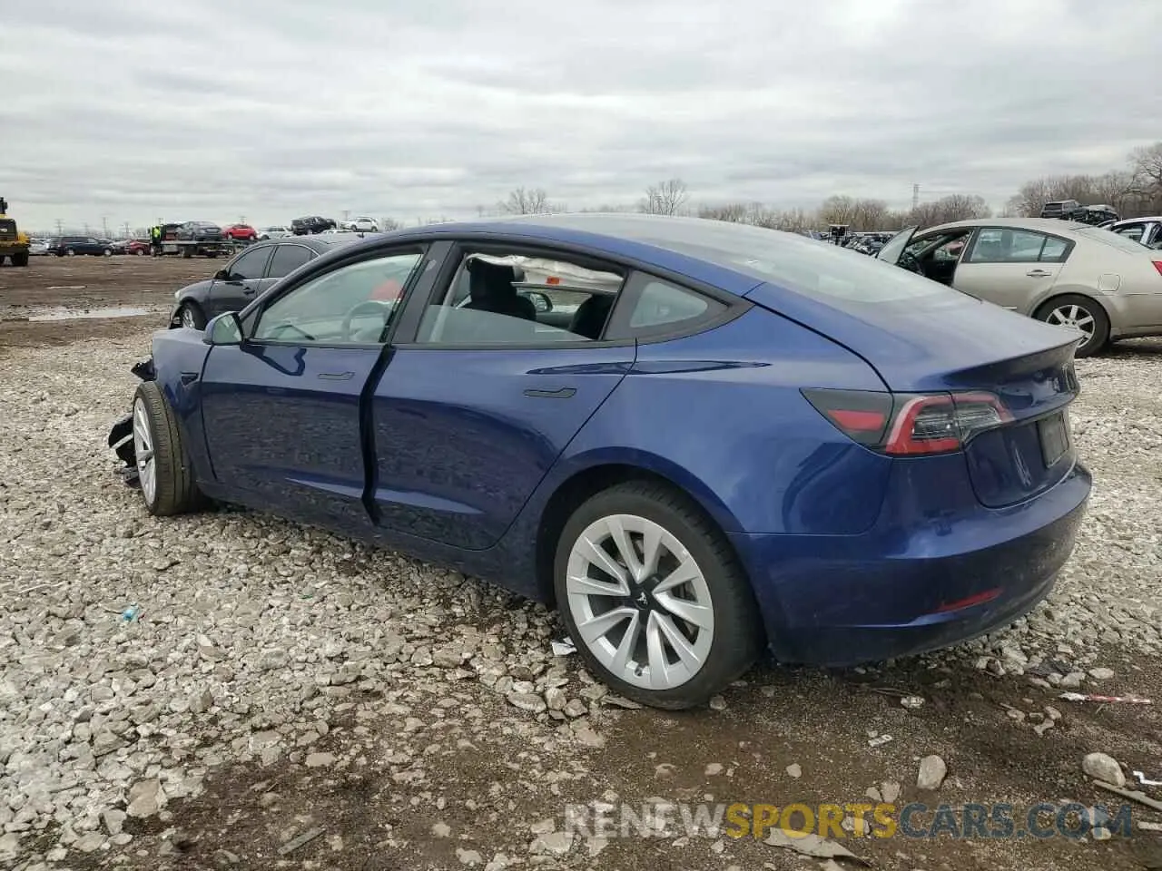 2 Photograph of a damaged car 5YJ3E1EB9NF272070 TESLA MODEL 3 2022