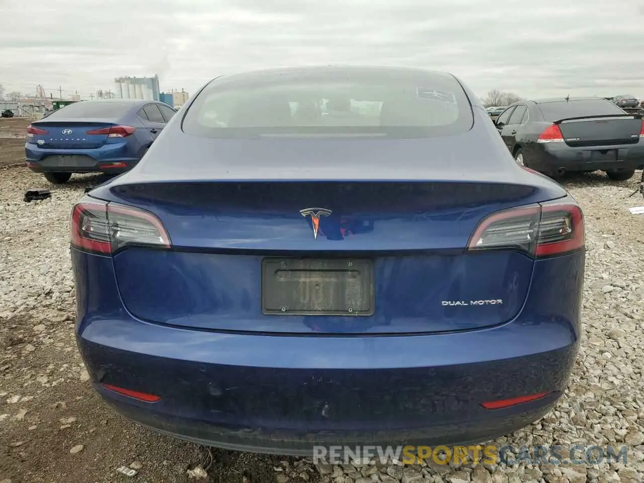 6 Photograph of a damaged car 5YJ3E1EB9NF272070 TESLA MODEL 3 2022