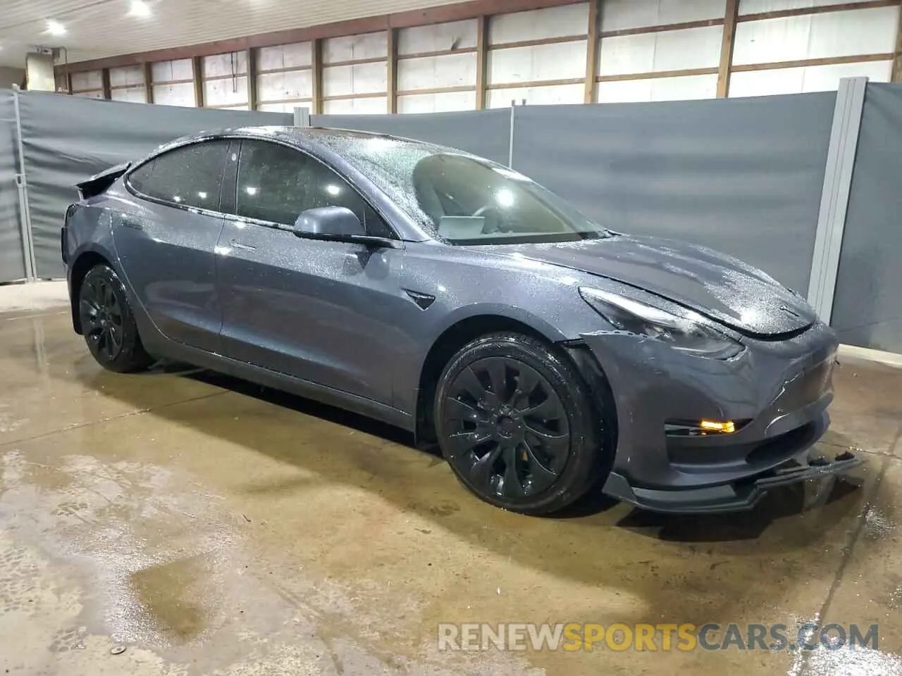 4 Photograph of a damaged car 5YJ3E1EB9NF337810 TESLA MODEL 3 2022