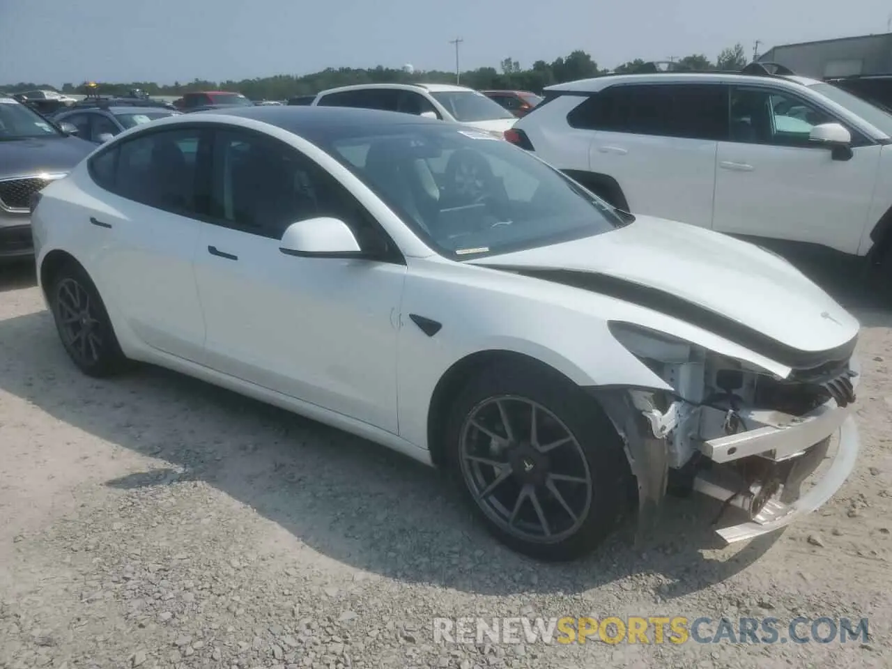 4 Фотография поврежденного автомобиля 5YJ3E1EBXNF106883 TESLA MODEL 3 2022