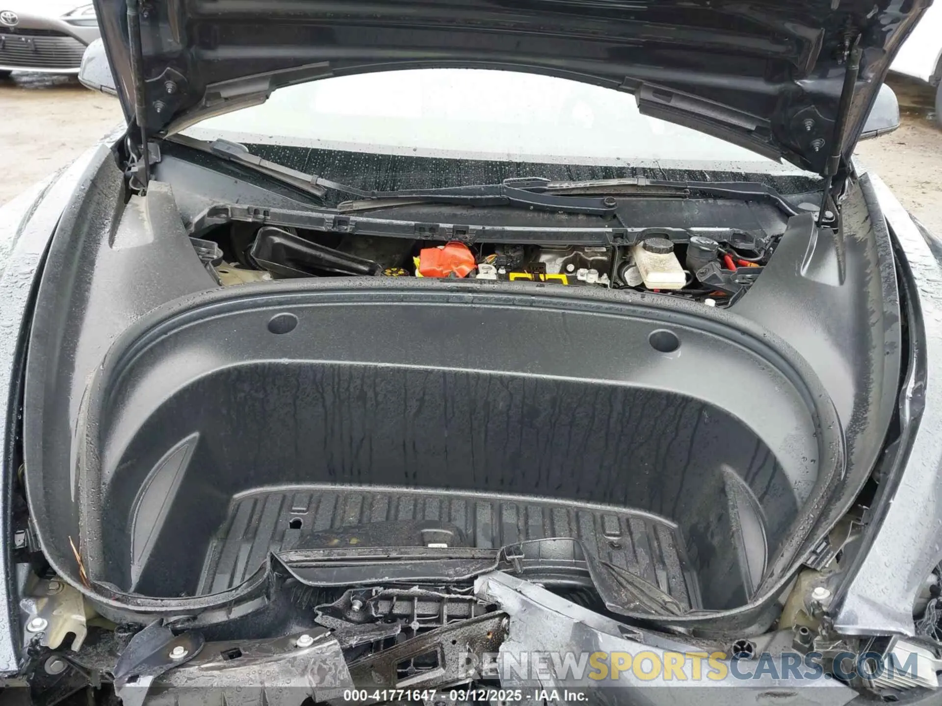10 Photograph of a damaged car 5YJ3E1EBXNF138538 TESLA MODEL 3 2022