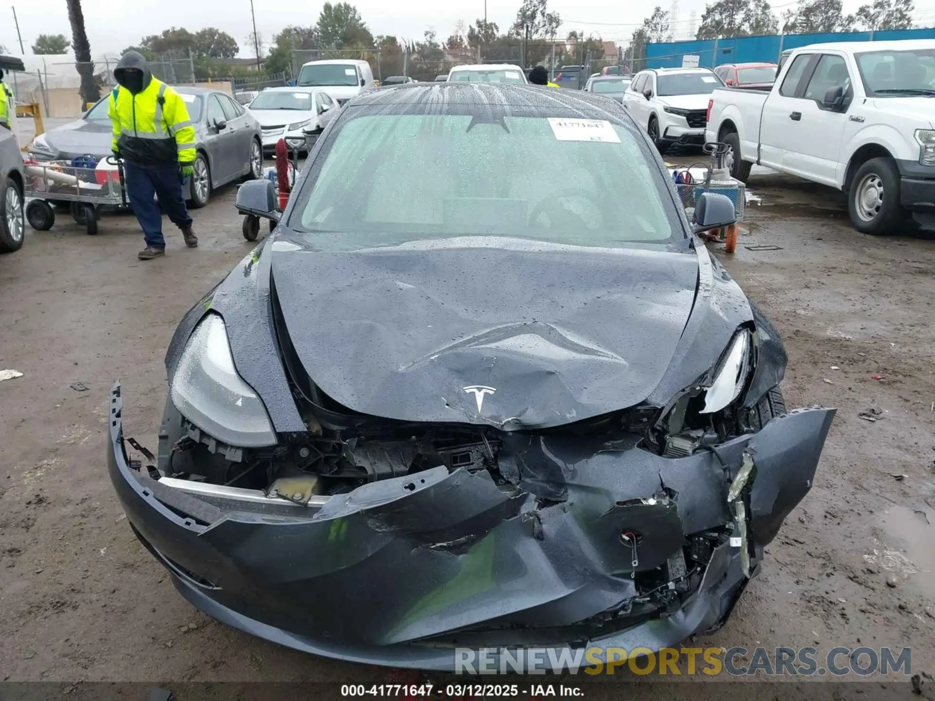 11 Photograph of a damaged car 5YJ3E1EBXNF138538 TESLA MODEL 3 2022