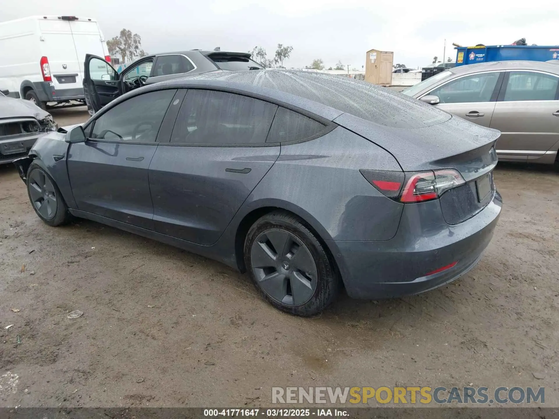 3 Photograph of a damaged car 5YJ3E1EBXNF138538 TESLA MODEL 3 2022