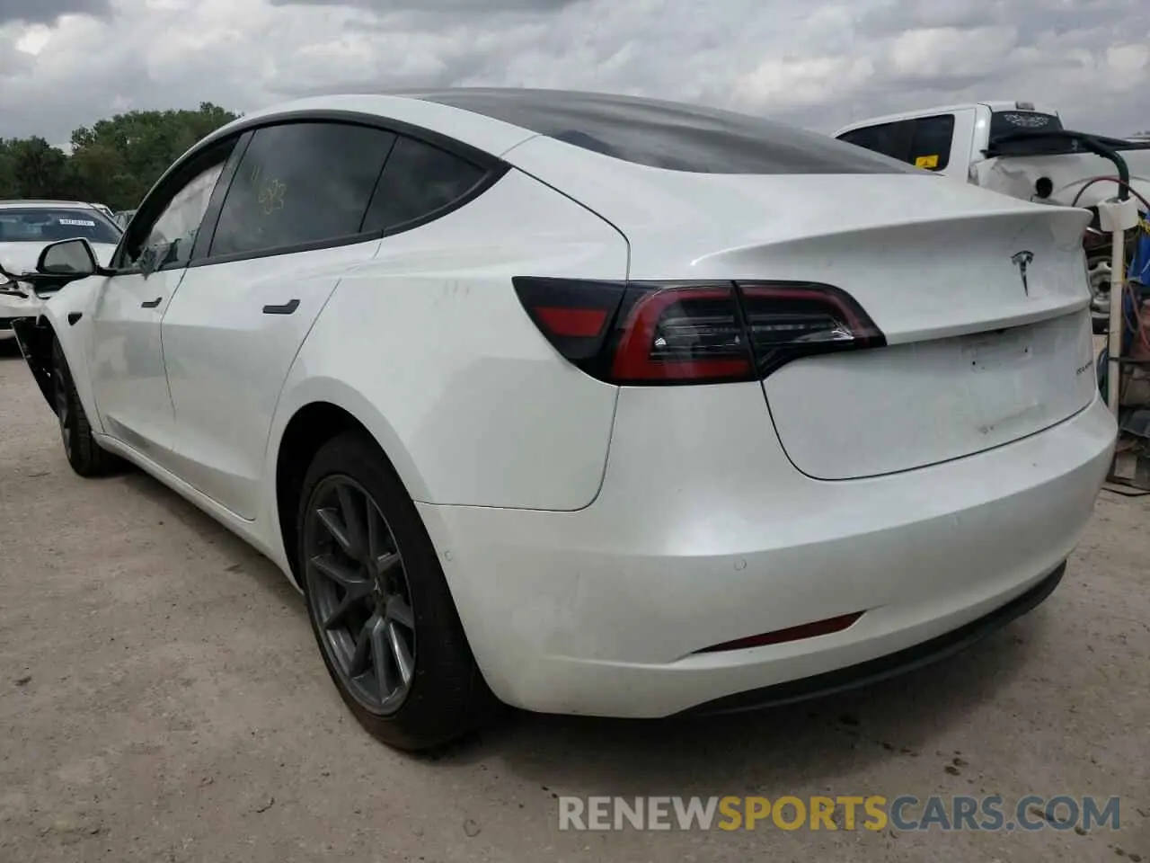3 Photograph of a damaged car 5YJ3E1EBXNF159096 TESLA MODEL 3 2022