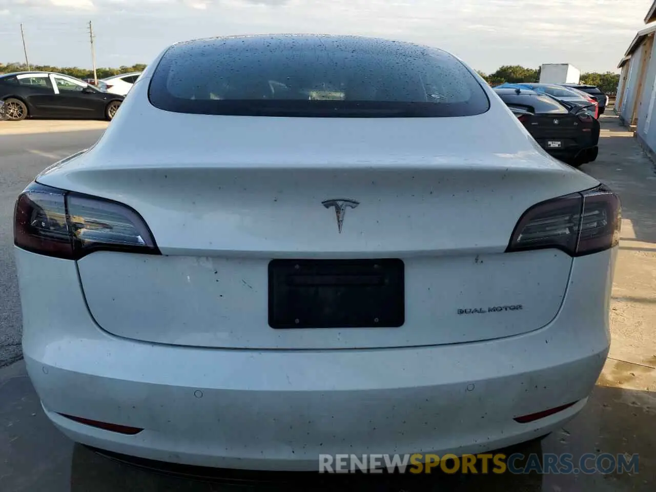6 Фотография поврежденного автомобиля 5YJ3E1EBXNF181454 TESLA MODEL 3 2022