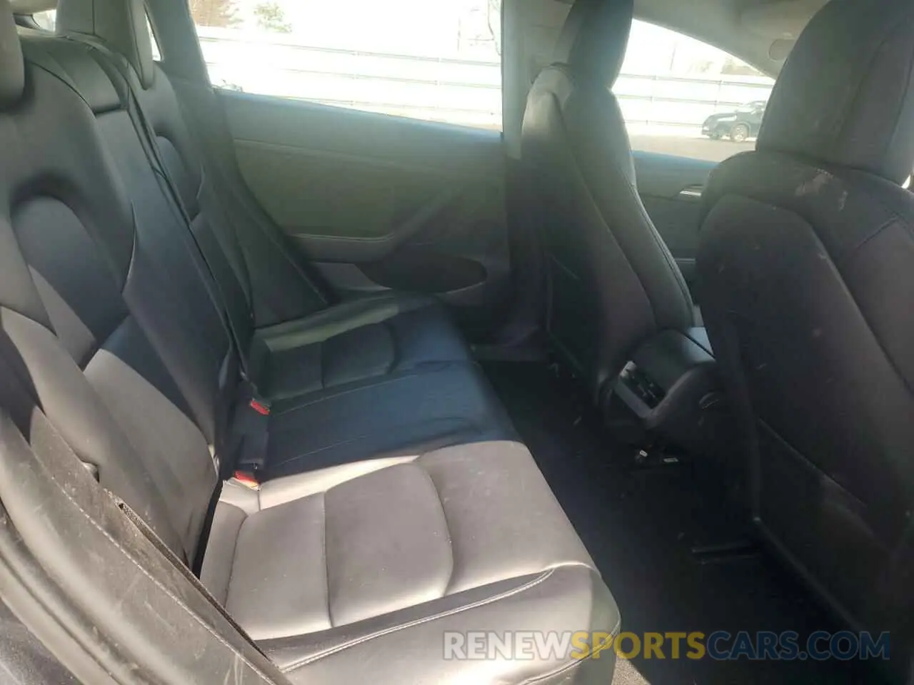 10 Фотография поврежденного автомобиля 5YJ3E1EBXNF188596 TESLA MODEL 3 2022